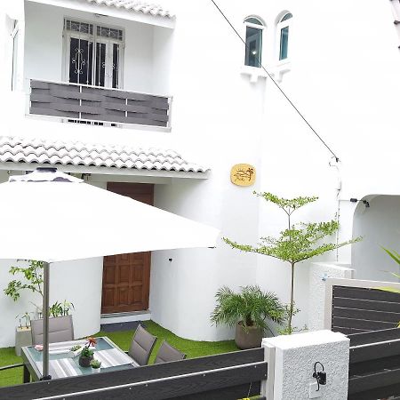 Villa Bienvenue Beachfront House Flic en Flac Room photo